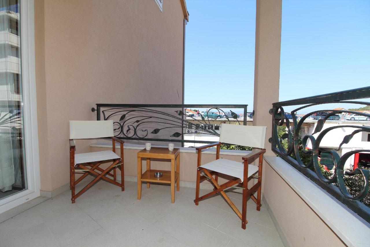 Apartmani Kike Makarska Exterior foto