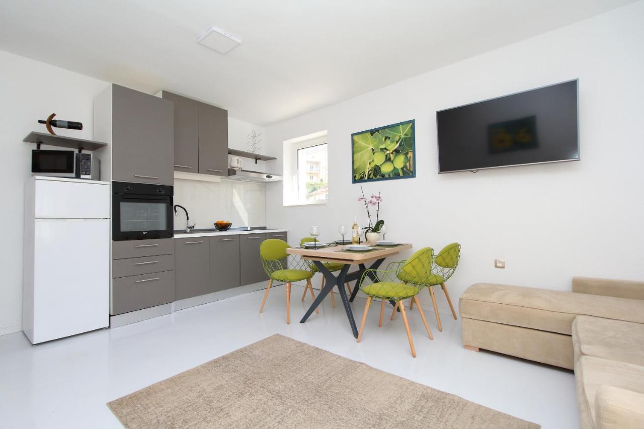 Apartmani Kike Makarska Exterior foto