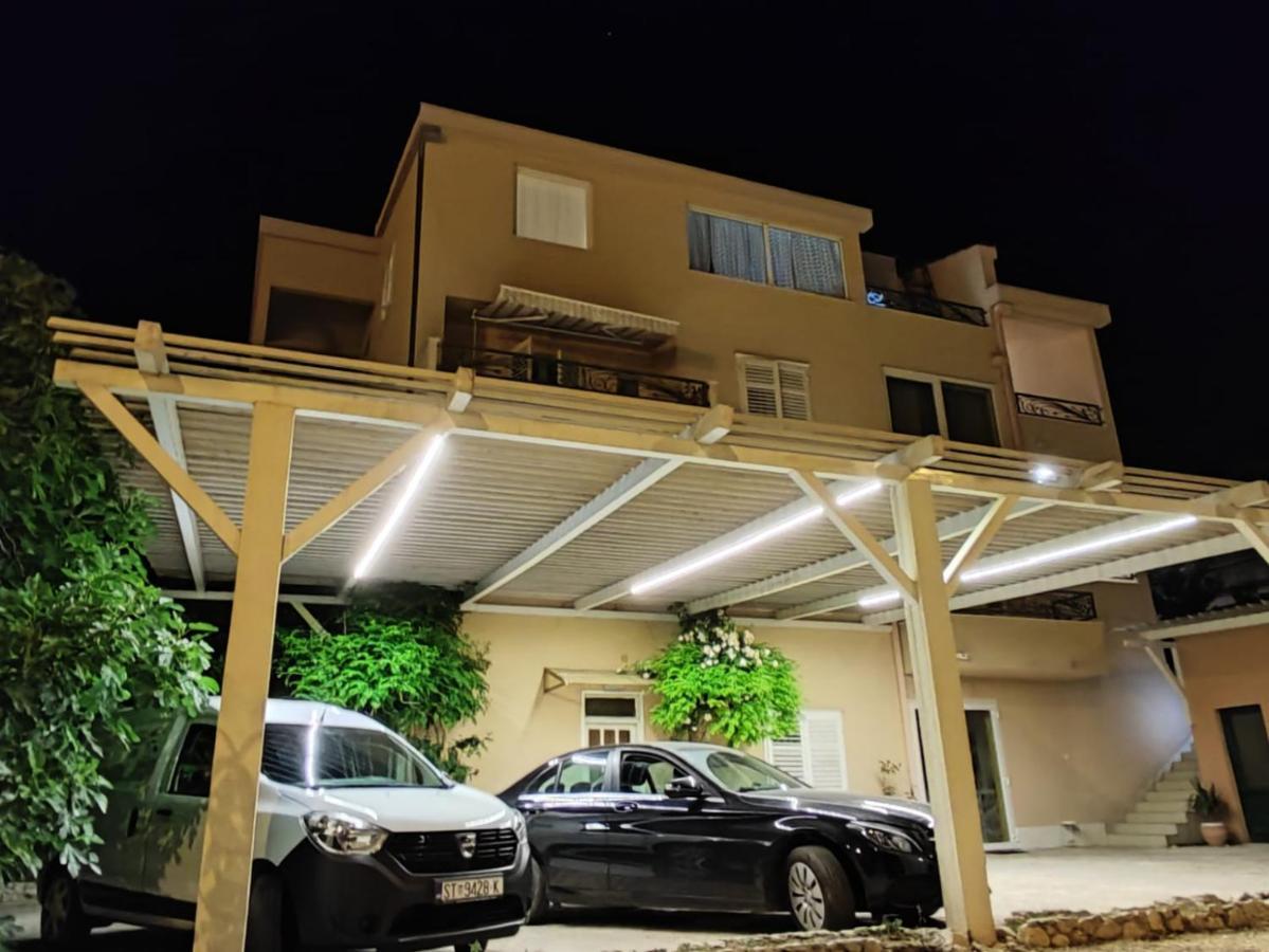 Apartmani Kike Makarska Exterior foto